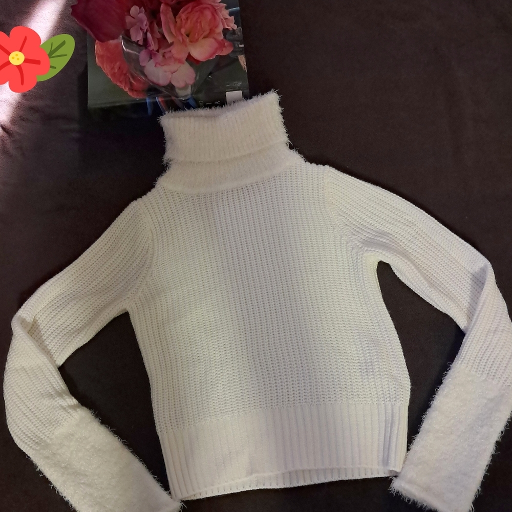Women's DKNY Cashmere Blend Turtleneck Sewater(White) S/M